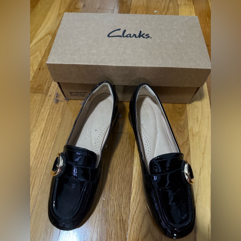 Clarks Women's Glossy Black Loafers with Buckle